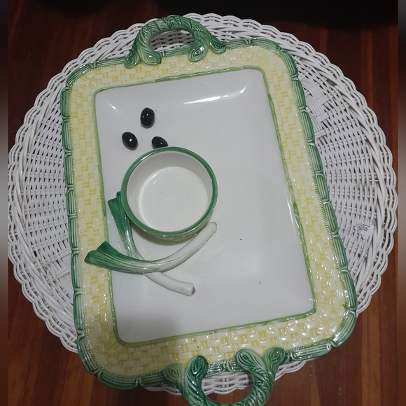 Platter - Picture 2 of 3